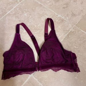 NEW Victoria Secret Bralette size small